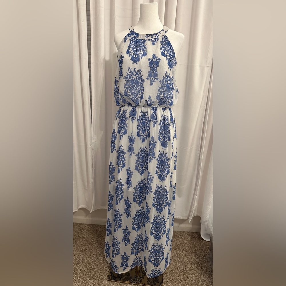 Soieblu Lace Up Tasseled Racerback Blue and White Floral Sheer Maxi Dress Sz Med